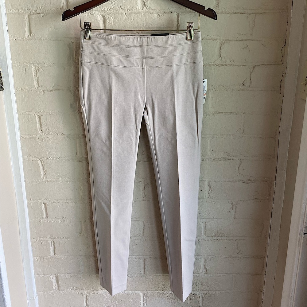 Alfani Sz 2P 2 Petite light tan cream beige skinny leg NWT business casual